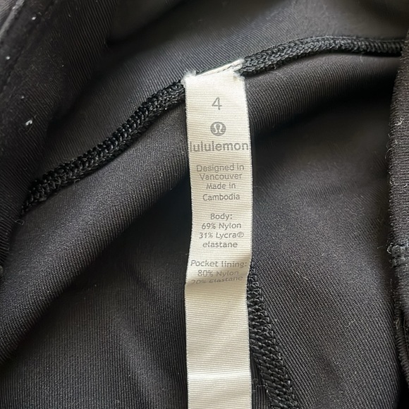 Lululemon Mid-Rise Pant with pockets 28” - Picture 7 of 7